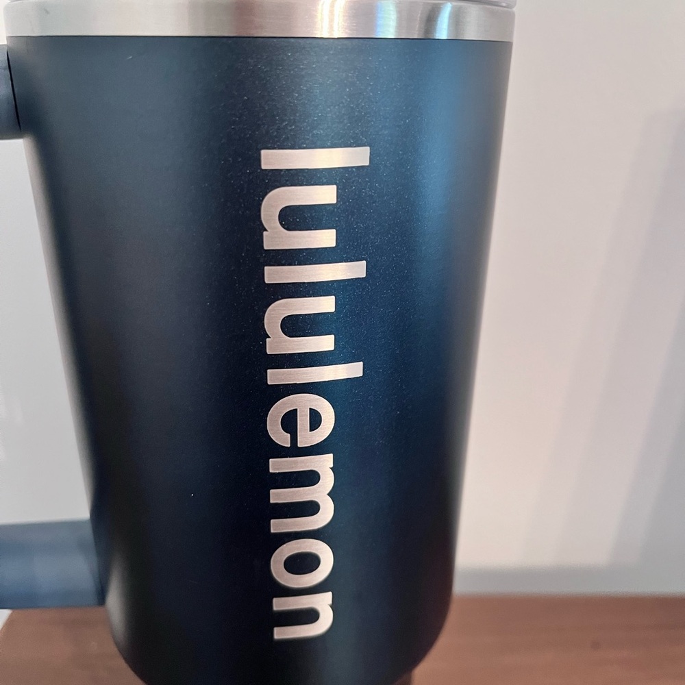 Lululemon Navy Travel Mug with Handle - Picture 2 of 5